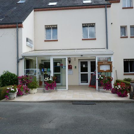 Saint-Pere-sur-Loire Hostellerie Du Chateau מראה חיצוני תמונה